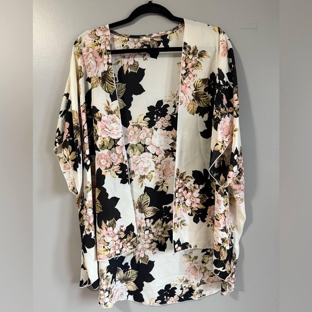 Elegant Floral Kimono Cardigan - Cream and Pink
